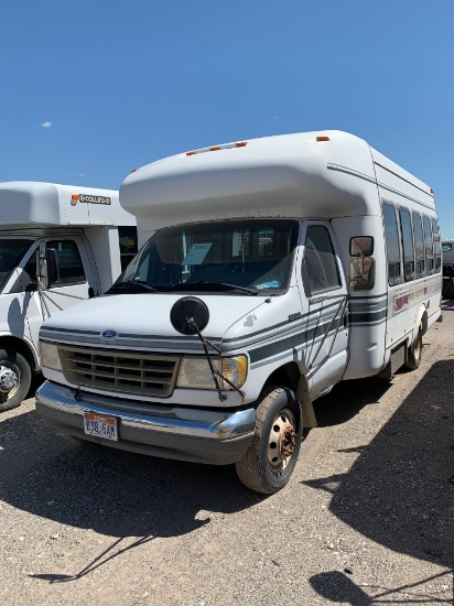 1993 FORD SHUTTLE BUS