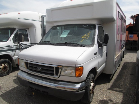 2005 FORD ECONOLINE REBUILT