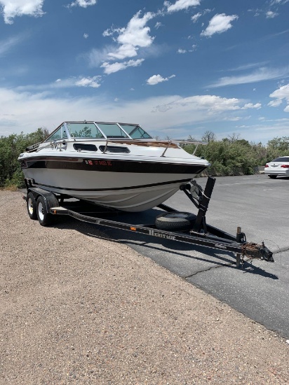 1988 CELEBRITY CROWN LINE BOAT