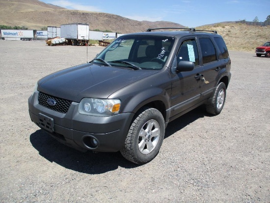 2005 FORD ESCAPE