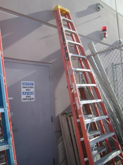 (11) LADDERS