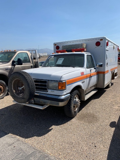 1990 FORD F350 AMBULANCE