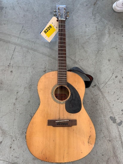 YAMAHA FG-75 ACOUSTIC GUITAR