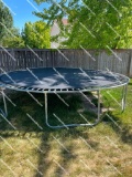 15' TRAMPOLINE