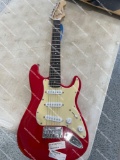 SQUIRE GUITAR