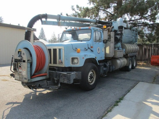 2002 INTL / VACTOR 2674 / 2110J6