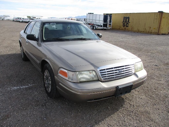 2004 FORD CROWN VIC