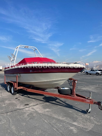 1985 WEBBCRAFT BOAT