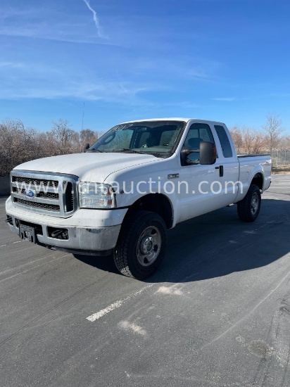 2005 FORD F250 4X4
