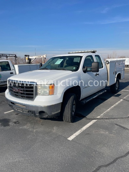 2009 GMC 3500HD UTILITY