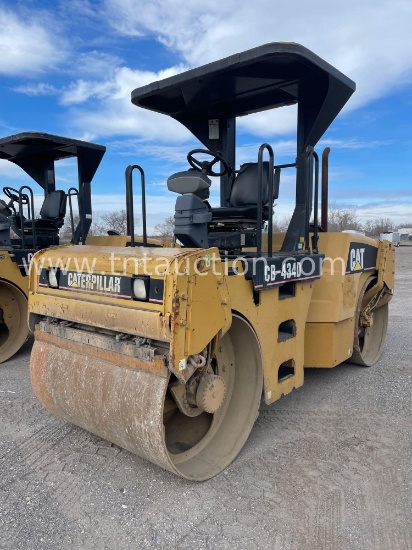 2005 CAT CB434D ROLLER