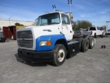 1996 FORD L-9000 TRUCK