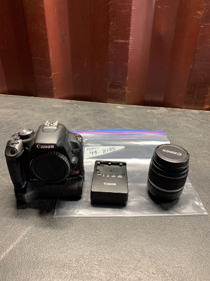 TAXABLE CANON REBEL TLI EFS 18-65 LENS AND CHARGER