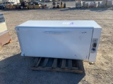 VWR LOW TEMP INCUBATOR