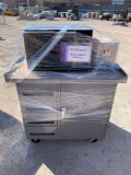 METAL CART AND MICROWAVE