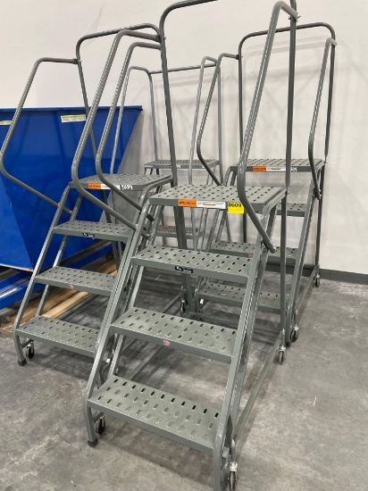 (4) Sets 4ft Portable Stairs