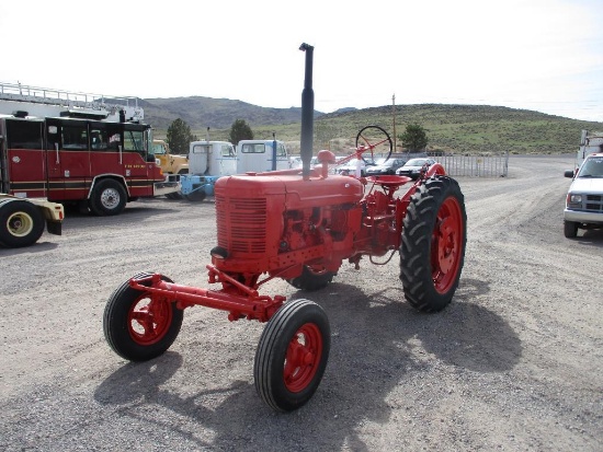FARMALL H TRACTOR