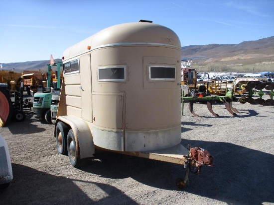 1986 SHELBY 2 HORSE TRAILER