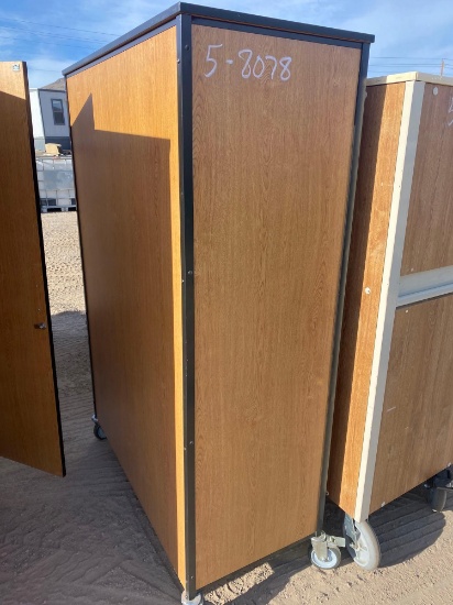 WOOD ROLLING CABINET
