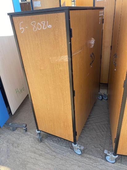 WOOD ROLLING CABINET