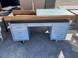 DESK