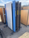 FOLDING TABLE