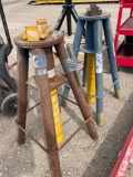 TAXABLE ADJUSTABLE STANDS