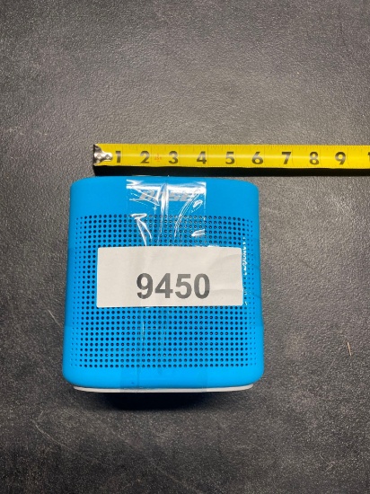 2 BOSE PORTABLE SPEAKERS