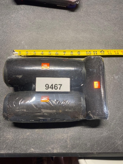 3 JBL PORTABLE SPEAKERS