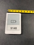 4 KINDLE E-READERS