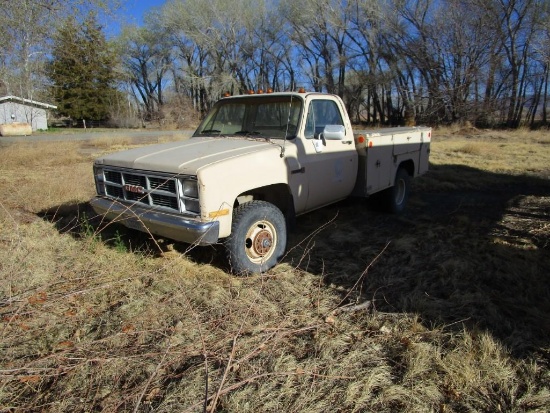 1984 GMC 3500 UTILITY