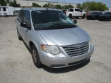 2005 CHRYSLER TOWN & COUNTRY