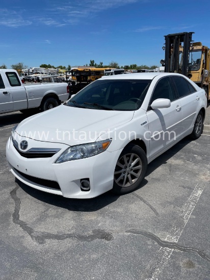 2011 TOYOTA CAMRY HYBRID