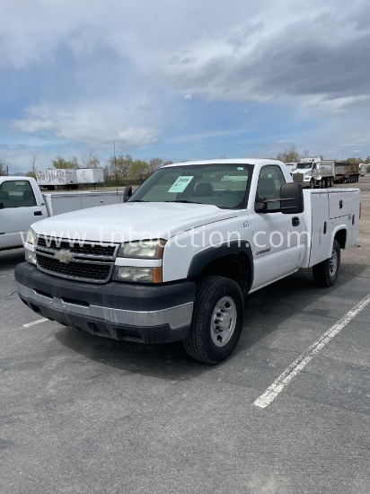2006 CHEV 2500HD UTILITY