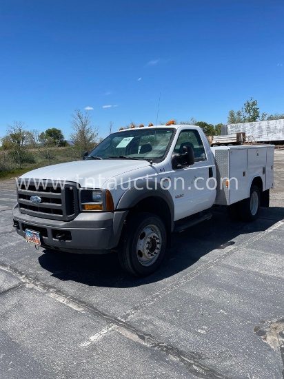 2005 FORD F550 UTILITY