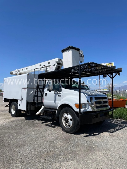 2008 FORD F750 BUCKET TRK