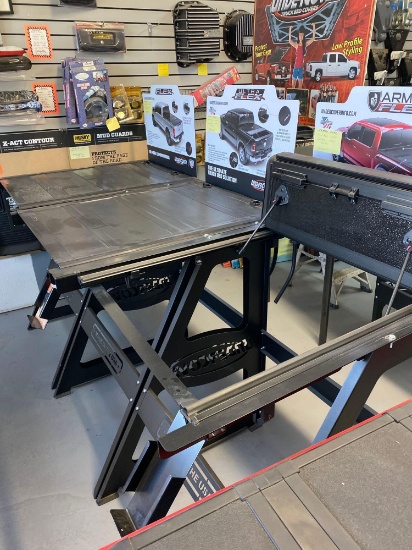 3- BED COVER DISPLAYS