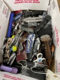 BOX W/ KNIVES
