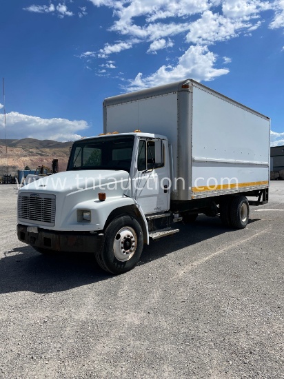 2001 Freightliner FL70 Box Truck