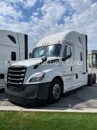 2020 Freightliner Cascadia