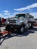 2012 Mack Granite Hook Tk