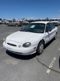 1999 Ford Taurus