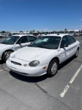 1999 Ford Taurus
