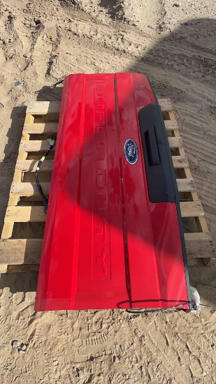 2022 F-350 Tailgate W/ Camera
