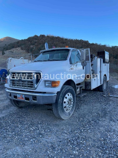 2002 Ford Service Truck