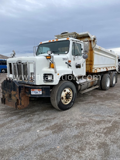 2002 Intl 2674 Dump