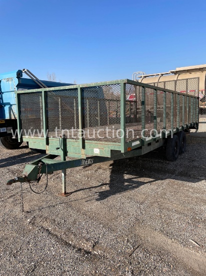 1996 Savannah 20' Trailer
