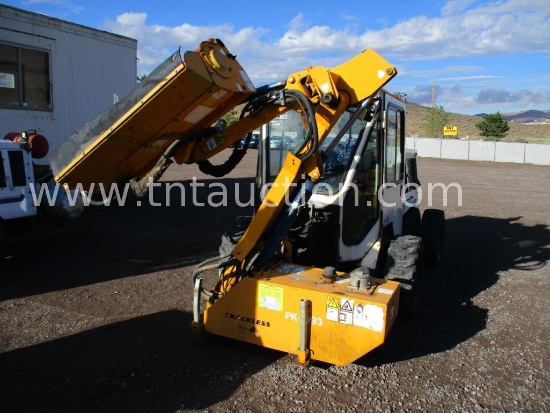 Trackless MT5T Flail Mower