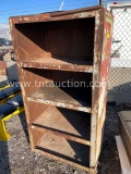 2 Shelves
