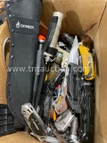 Box w/knives
